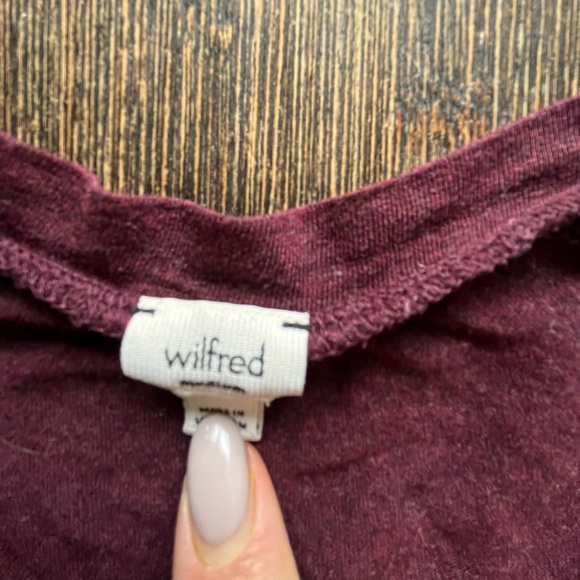 V- neck Long shirt - Picture 2 of 2